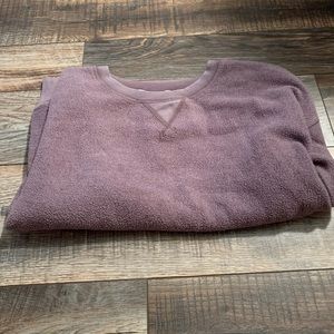 American eagle crew neck